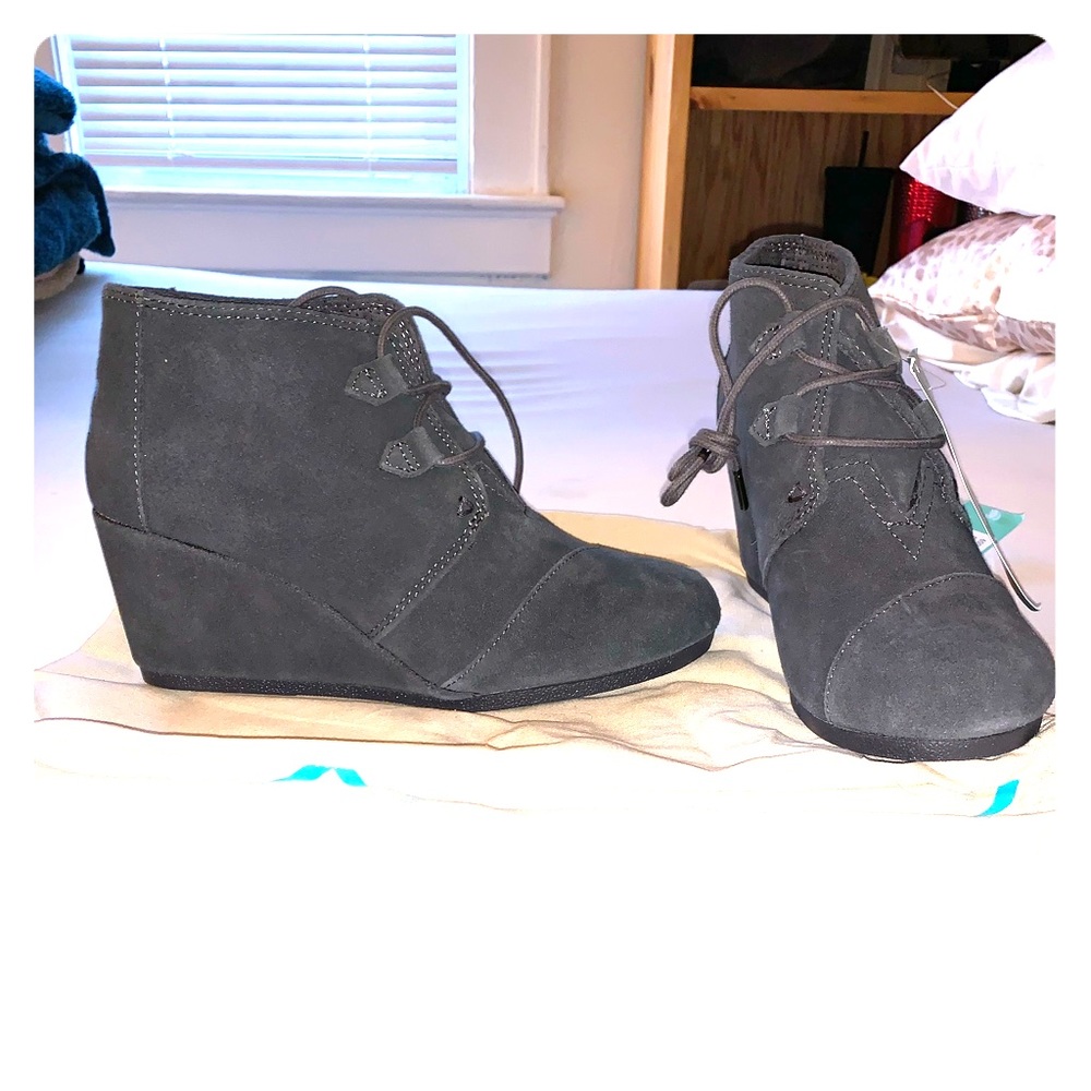 Women’s Shoes